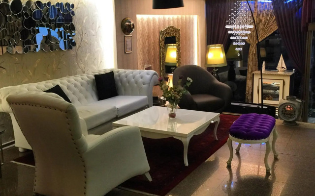Lucid Otel