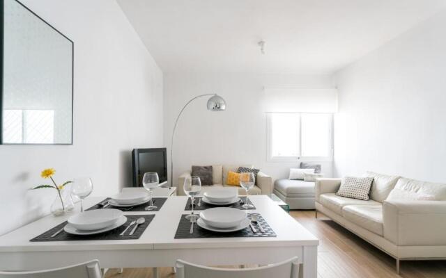 TRIANA 3 Bedrooms & 2 bath Parking Included