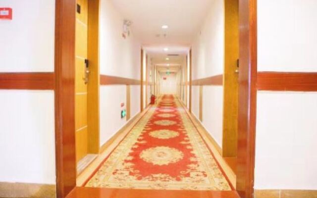 Yingzhou Business Hotel