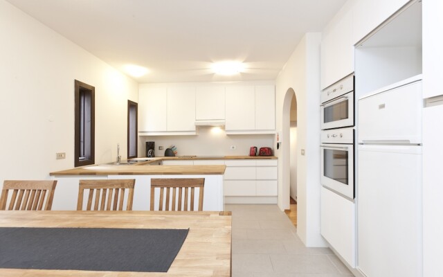 A Part of Reykjavík Apartments - Frakkastígur