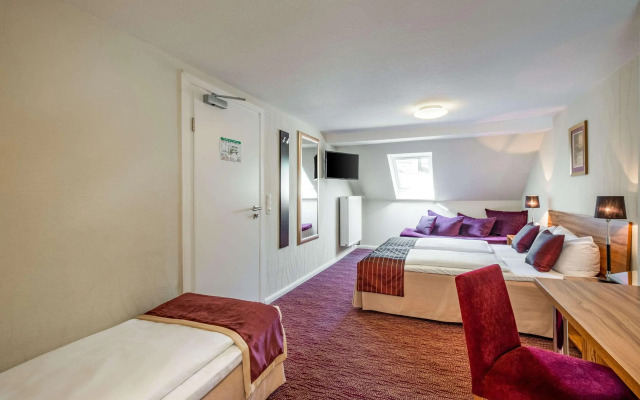 Comfort Hotel Tom Kyle