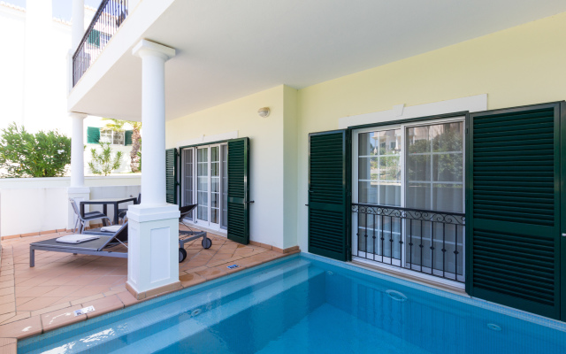 Vale do Lobo Resort