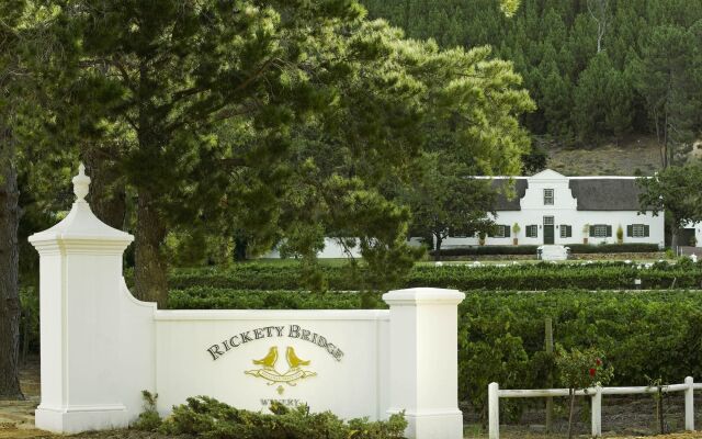 Rickety Bridge Manor House