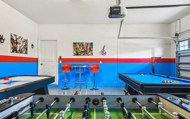 Elegant Home With Resort Amenities, Gameroom