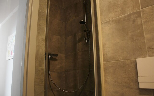 GoVienna 3BR Penthouse Apartment