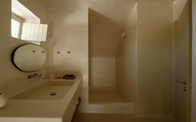 Este Luxury Suites
