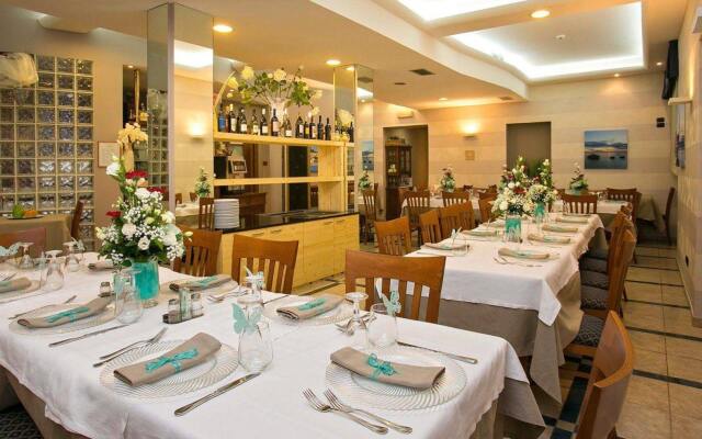 Hotel Lo Squalo