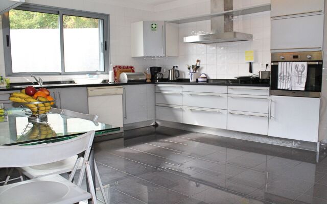 Villa Sol e Mar by OurMadeira