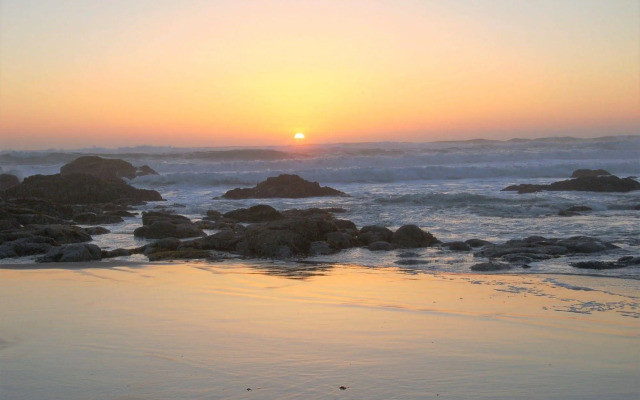 Beachfront Manor Hotel