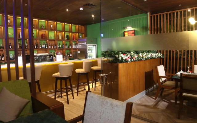 Park Regis Lotus Hotel