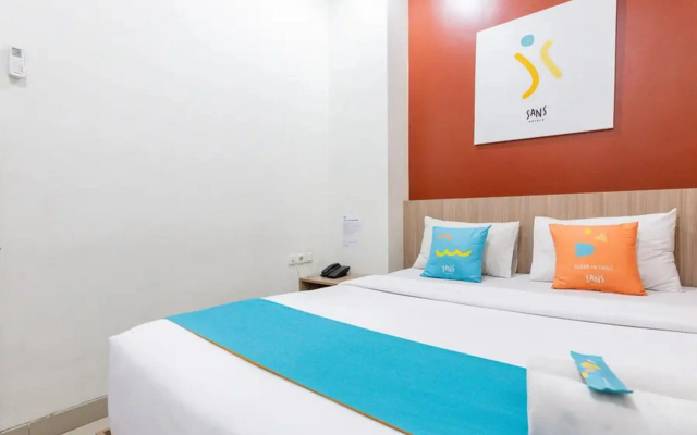 Sans Hotel Rajawali Surabaya