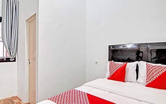 OYO 92946 Dekna Homestay Syariah