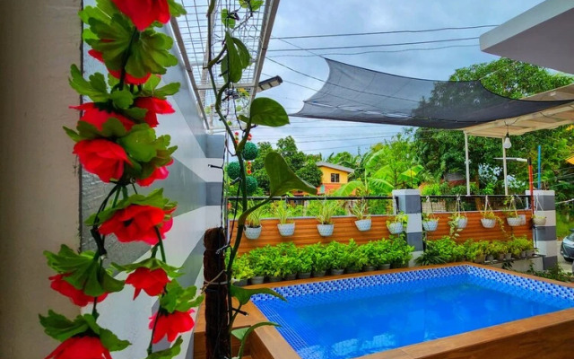 Serene 2BR Escape Poolside Bliss