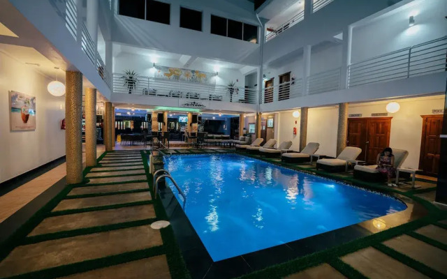 Runway Hotel