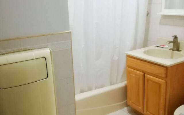 Purple Garden Guesthouse LGA