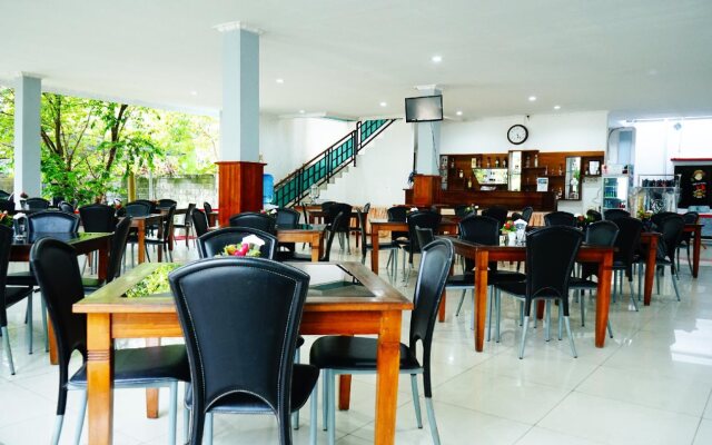 Demuon hotel