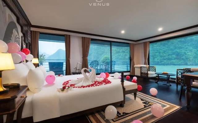 Venus Cruises Halong Bay by Venus Group – Guest Rooms – Ha Long