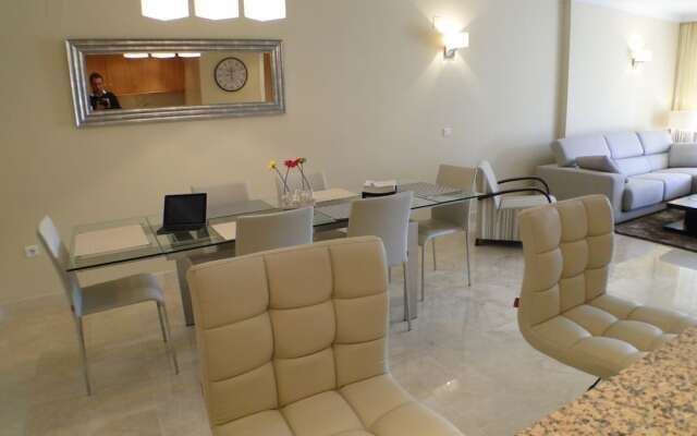 Santa Maria Village/Elviria-see view