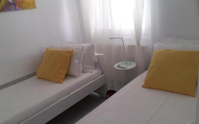 NN Luxury Apartment near Athens airport