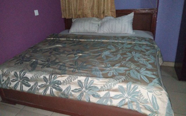 Solochus Hotel & Suites