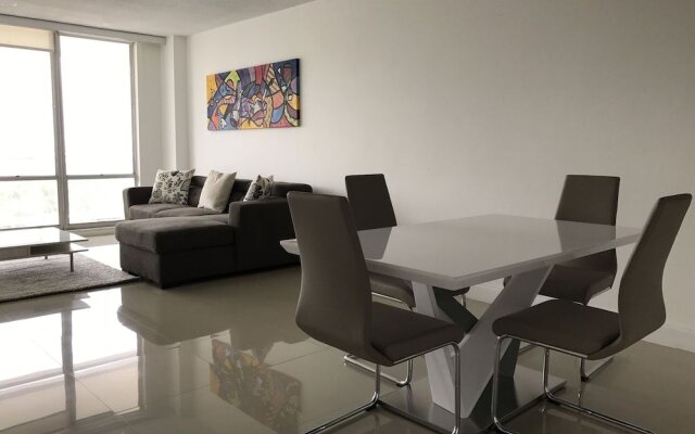 Apartments OP by Design Suites Miami