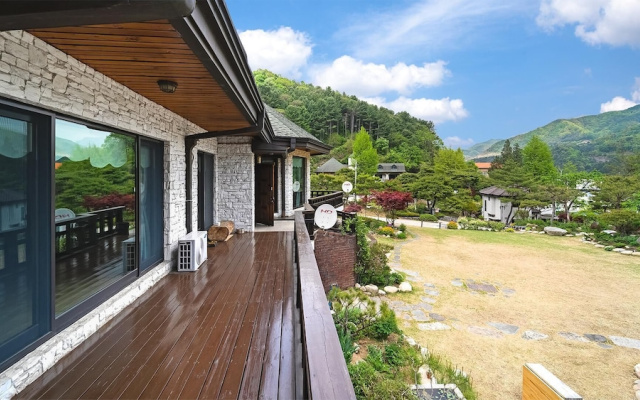 Gapyeong Yeheaden Pension