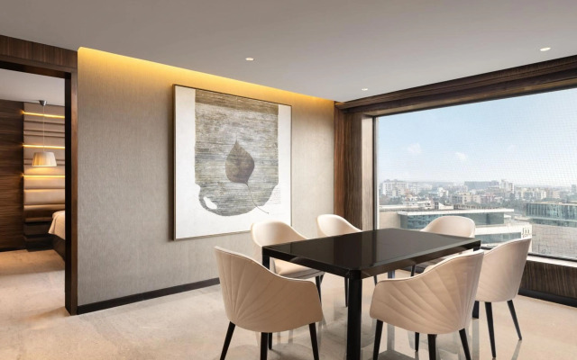 Courtyard by Marriott Mumbai International Airport