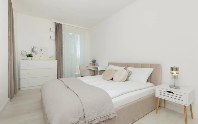 Zabłocie Apartments Cracow by Renters