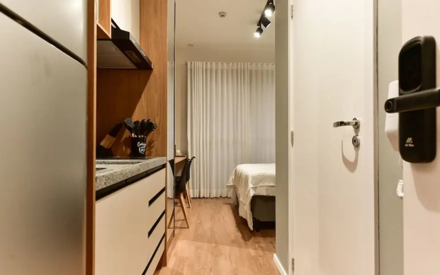 Studio Moderno c Academia a 800m do Metr Brooklin