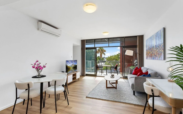 1bdr Parking on Beaufort Street