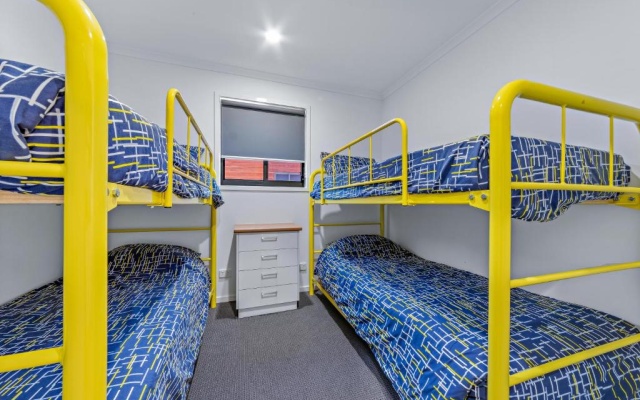 BIG4 Whitsunday Islands Holiday Park – Guest Rooms – Mandalay