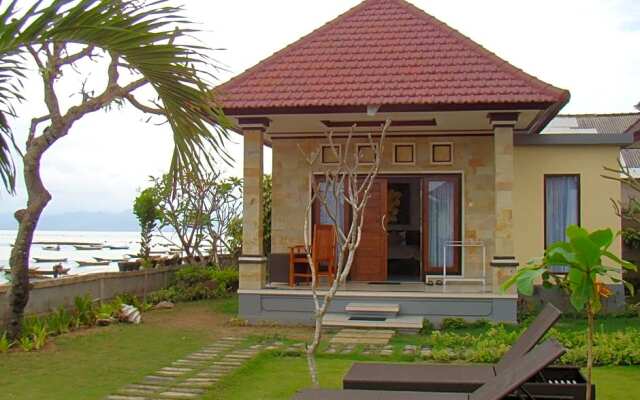 Yogi Beach Bungalow & Restaurant Lembongan