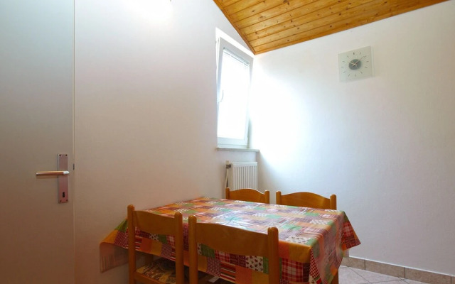 Apartment 1893