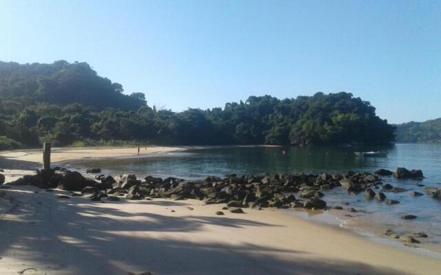 Casa praias de São Gonçalo em Paraty RJ