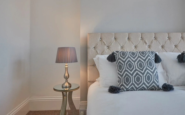 Apartment 3 At Khyber