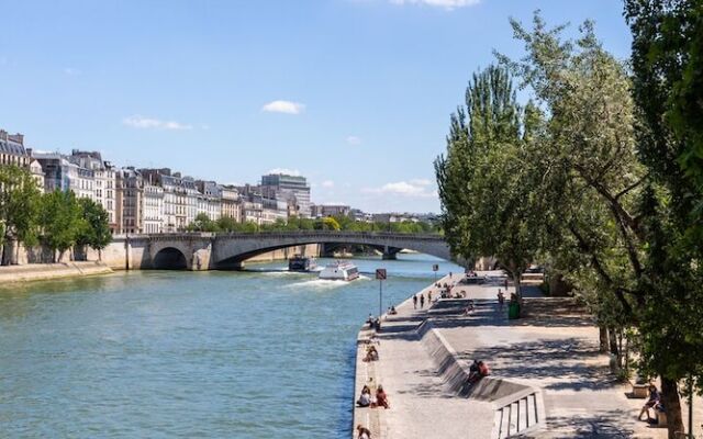 Boulevard Saint Germain