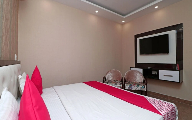 Rohtak Palace By OYO Rooms