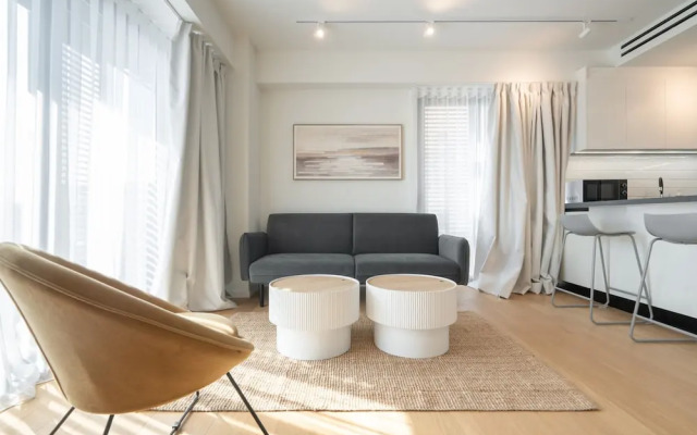 LIV Athinum 1 - Luxury Apartment 3A
