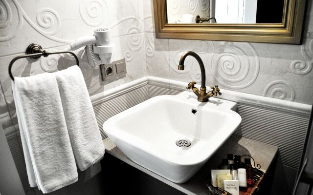 Taksim House Hotel