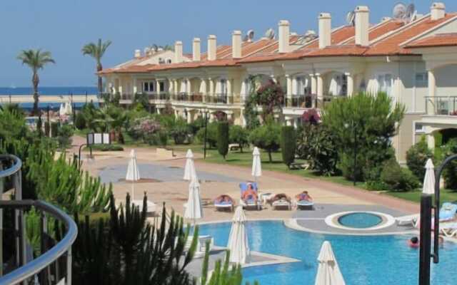 Villa SL06 by JoyLettings