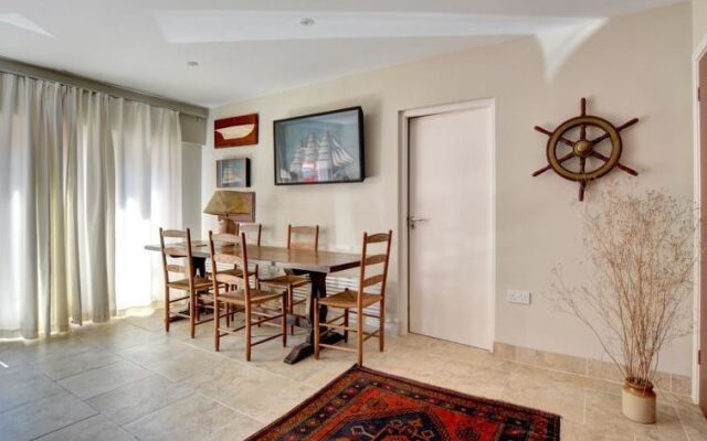 Holiday Home Mixtow Pill