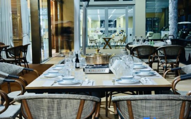 WorldCluo – Restaurant – Lingshui