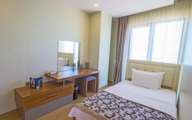 Alesha Suite