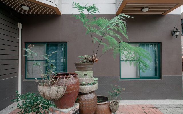 Yujue Holiday Villa