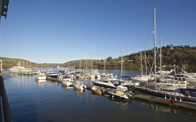 20 Dart Marina