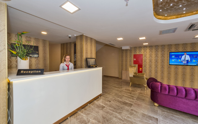 Grand Pamir Hotel