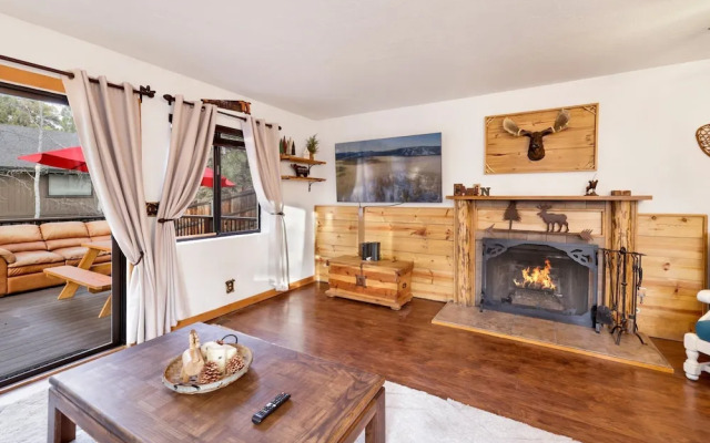 Inn Between Pines#1411