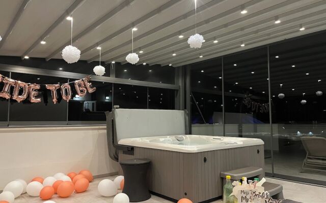 Luxury Majpruz Suites