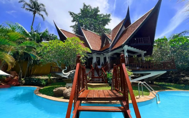 Coco Palace Resort