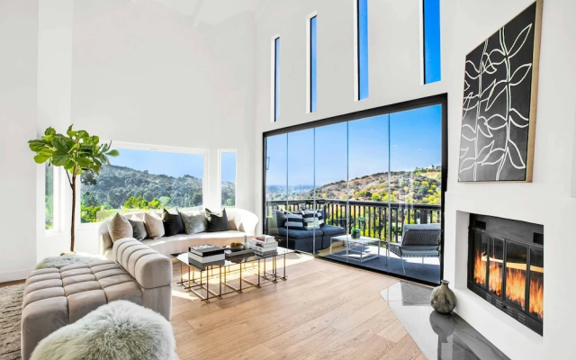 Dona Teresa by Avantstay Home Studio, City Views
